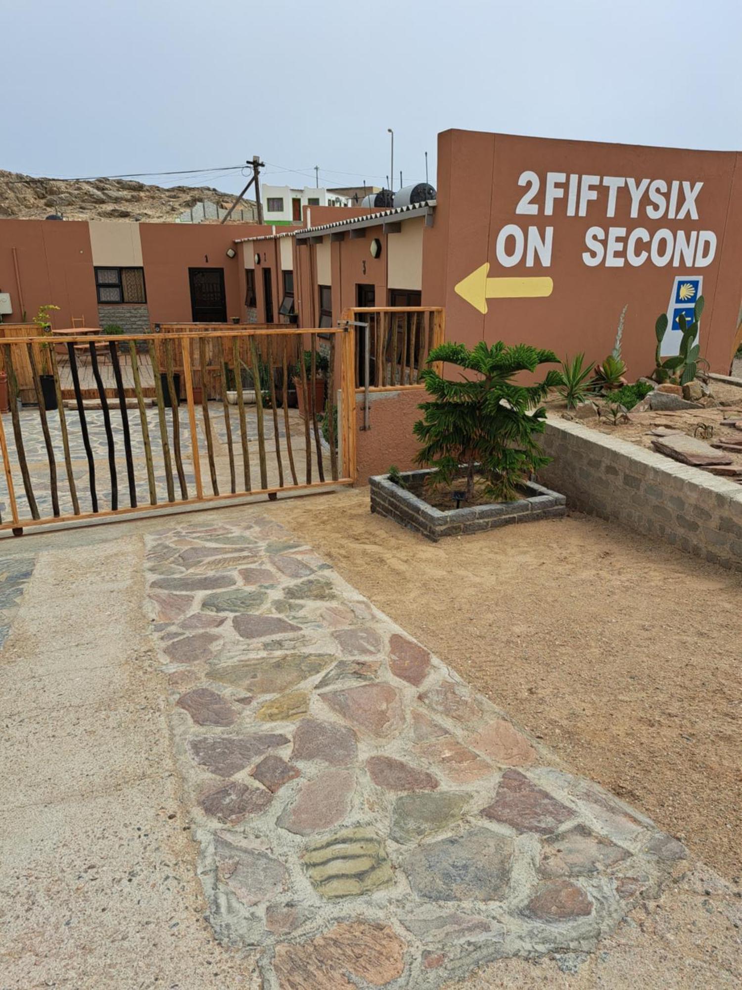 2Fiftysix On Second Lejlighed Lüderitz Eksteriør billede